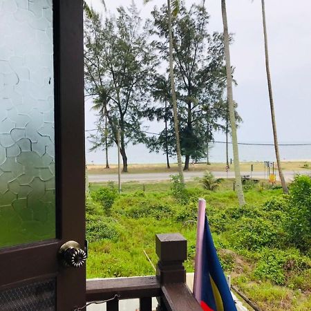 Hotel Rumah Tamu Tepi Pantai Dungun Zewnętrze zdjęcie